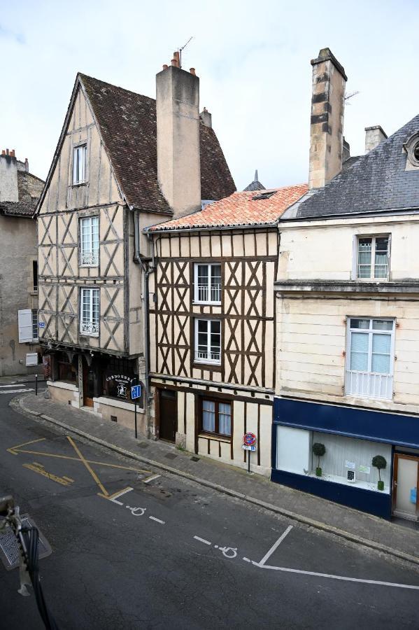 Maison Avec Spa Dans L'Hyper Centre De Poitiers Esterno foto